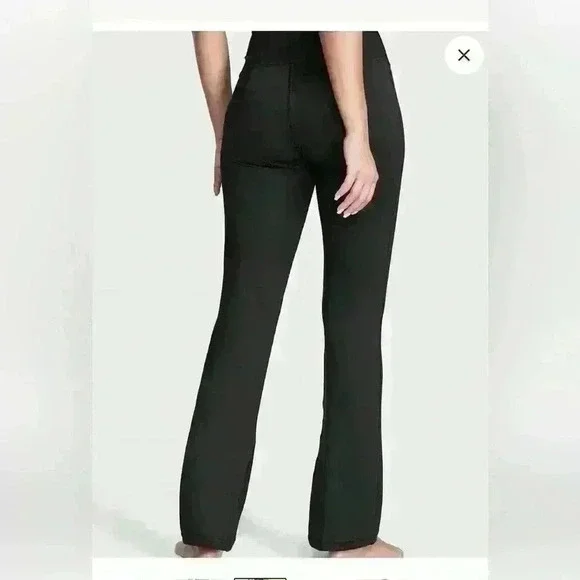 Victoria Sport size Medium yoga pants. Gently worn. Regular length. - Picture 2 of 4